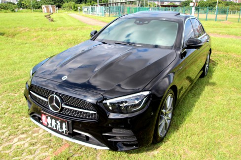Benz E-CLASS W213 【E300】
