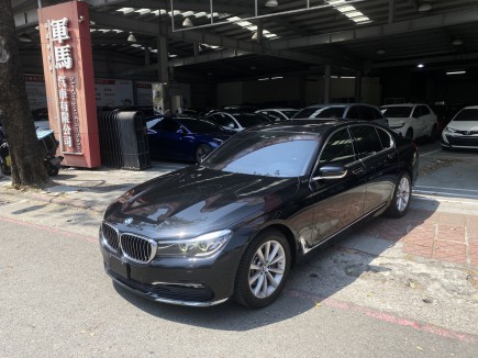 Bmw 7 SERIES SEDAN