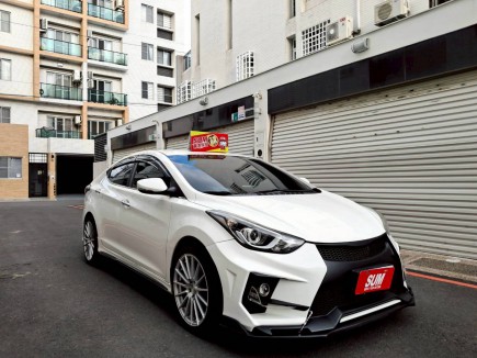 Hyundai ELANTRA EX